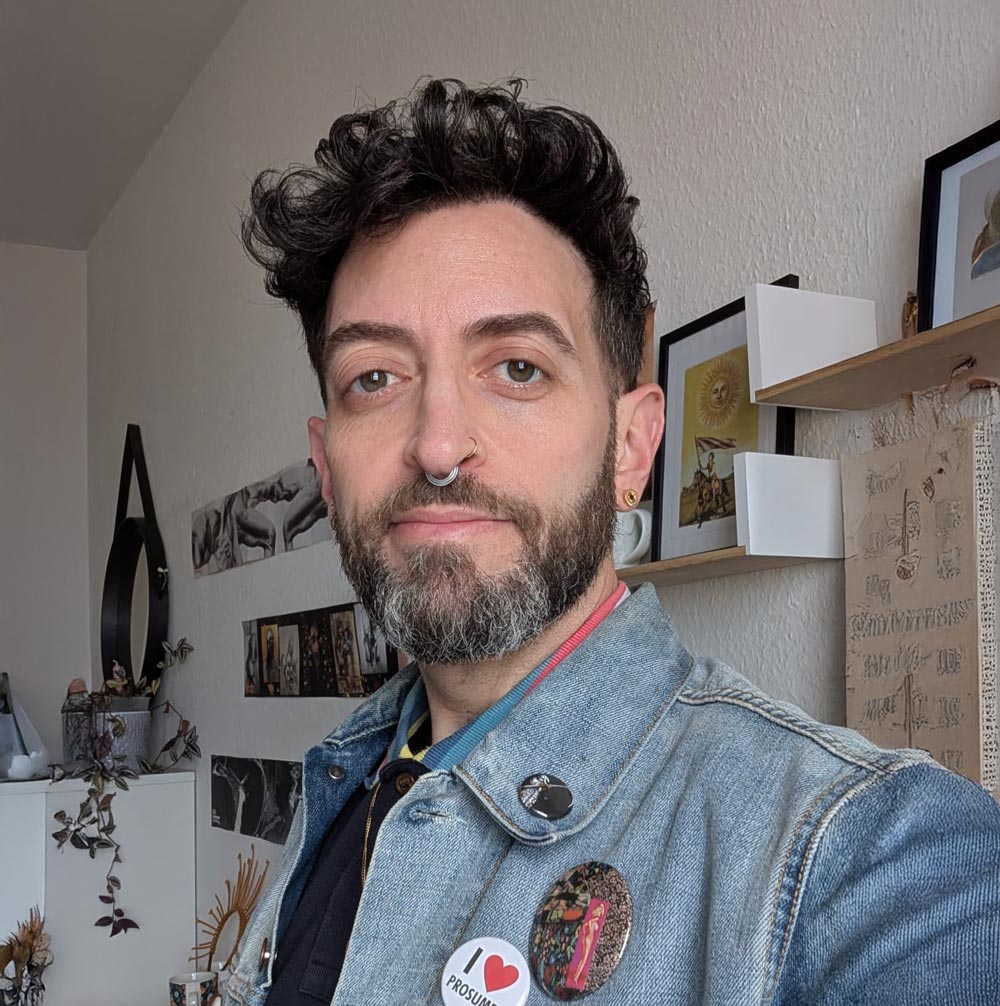 Portrait of Rosario Salerno, artist behind The New Voice Tarot and New Choice Tarot de Marseille
